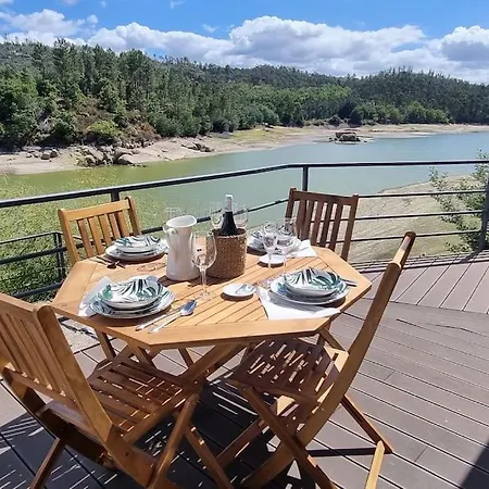 Casa Do Rio Hébergement de vacances Treixedo